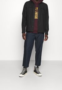 GAP Jersey con capucha - dark red
