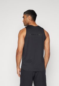 ICANIWILL STRIDE TANK MEN - Topp - black