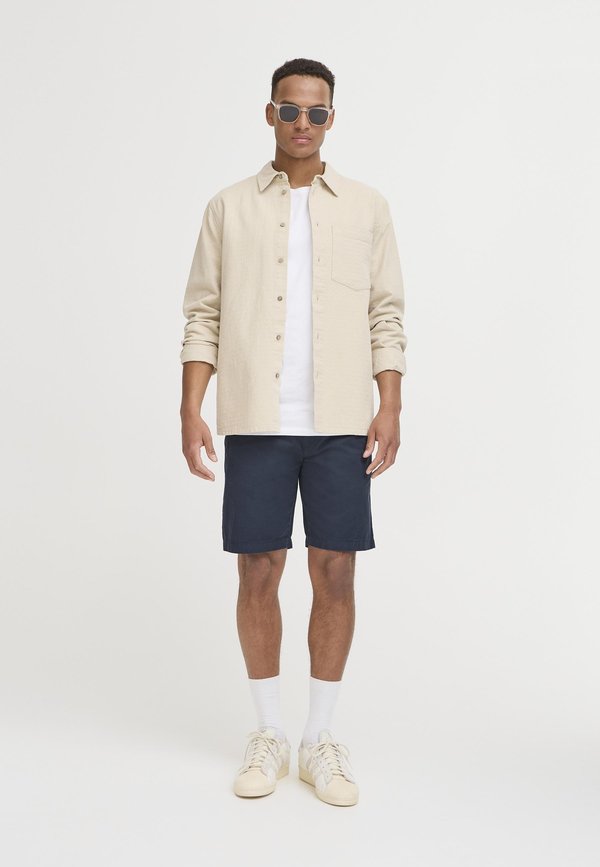SDTHEMENT - Shorts - insignia b2