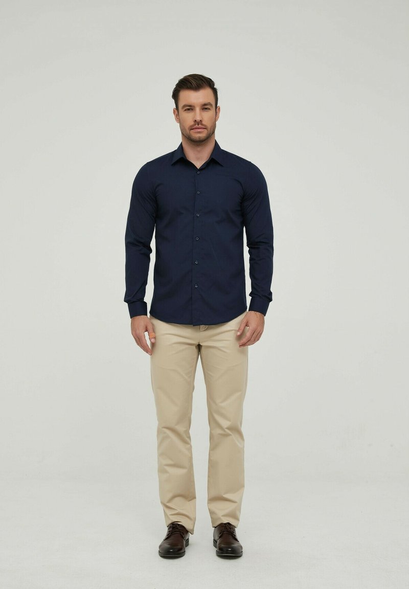 GALVIN GREEN Bleu VÊTEMENTS | Golf Town