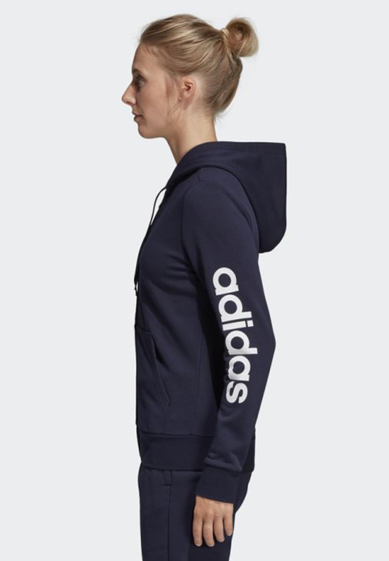 dp2401 adidas