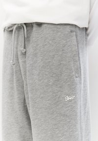 PULL&BEAR WIDE LEG - Træningsbukser - light grey