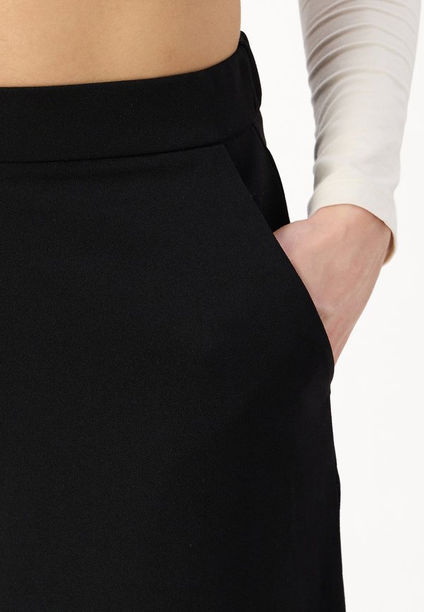 JDYTANJA EXTRA WIDE FLOWY PANT  - Trousers2