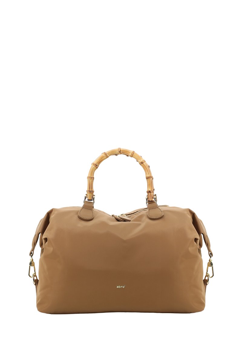 Braune Nylon-Tasche mit Bambusgriffen, goldfarbener Hardware und einem Reißverschluss oben. Mit Logodetail auf der Vorderseite und runder Form.