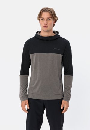 Langärmliges Kapuzenshirt in Dunkelgrau und Schwarz, mit einem farblich abgestimmten Design, weicher Textur und einem Vaude-Logo auf der Brust.