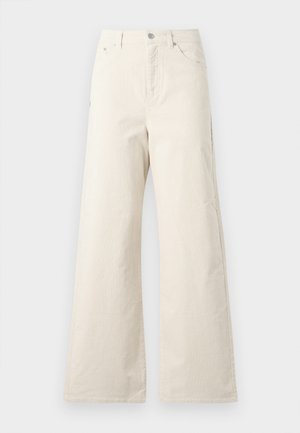 Pantaloni bej cu picioare largi, din bumbac, cu închidere frontală cu nasture, buzunare laterale și o textură netedă. Design minimalist, fără modele.