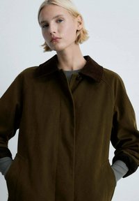 Mango Klassisk frakke - khaki