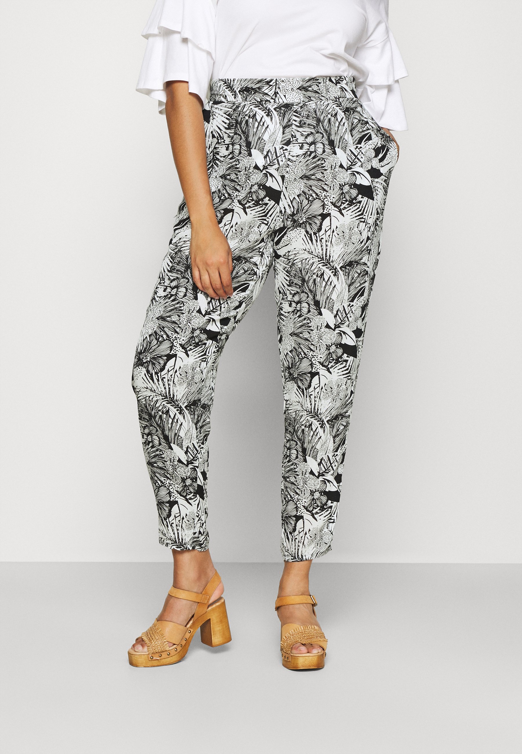 Be CRINKLE TROUSERS - Trousers - black 