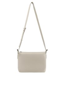 Borsa a tracolla beige chiaro realizzata in pelle testurizzata, con chiusura a zip, tracolla regolabile e logo impresso sulla parte frontale.