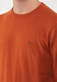 Sun68 ROUND SOLID - Maglione - rust