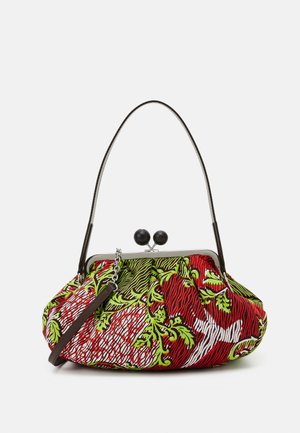 Clutches - red