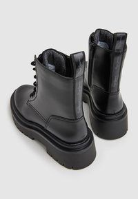 Pepe Jeans Stivaletti stringati - black