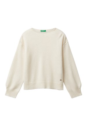 - Sweter