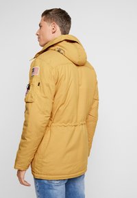 Alpha Industries POLAR UNISEX - Parca - wheat