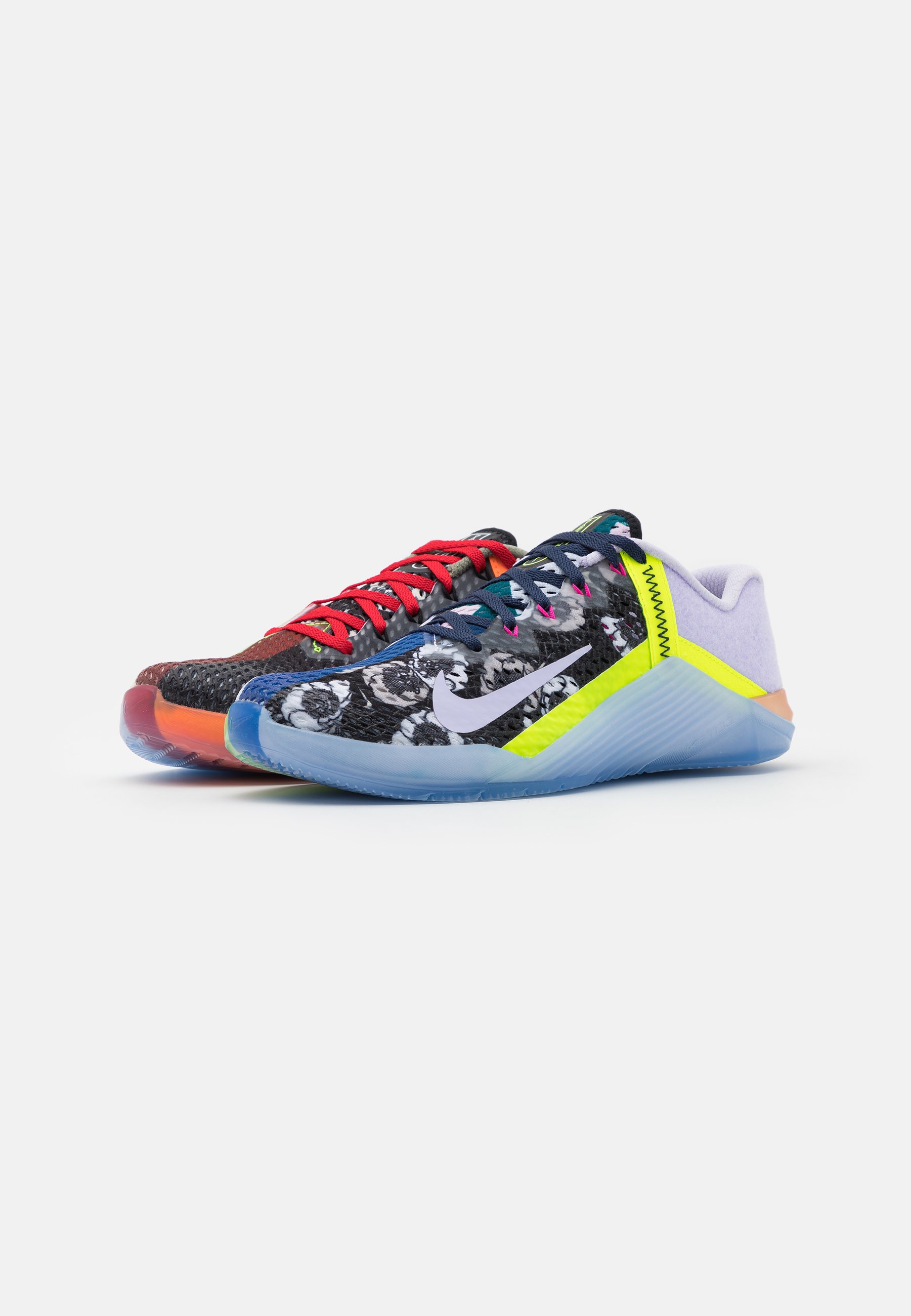 Nike Performance METCON 6 X UNISEX - Chaussures d'entraînement et de  fitness - volt/black/hyper punch/game royal/vert - ZALANDO.FR