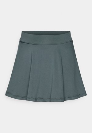 Una gonna svasata di un blu scuro realizzata in tessuto elastico, con una vita liscia e dettagli di cucitura sottili lungo l'orlo.