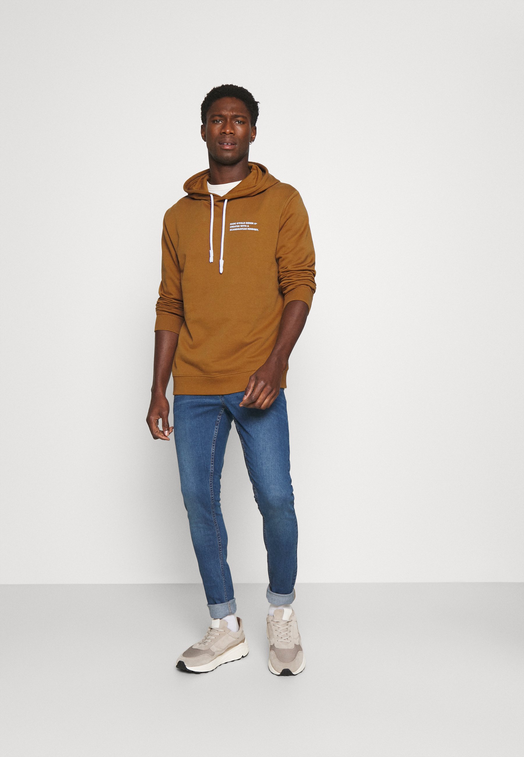 Marc O'Polo DENIM LONG SLEEVE HOOD TEXT 