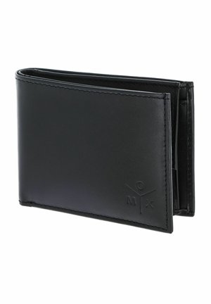 Portefeuille bifold en cuir noir avec les lettres O, M, X subtilement embossées dans le coin inférieur droit, fermé et debout.