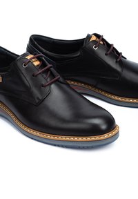Pikolinos AVILA - Zapatos con cordones - 802