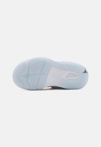 Jordan JORDAN STAY LOYAL 3 UNISEX - Sneakers basse - white/varsity red/midnight navy