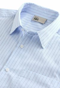 REGULAR FIT LONG SLEEVE - Srajca - light blue stripe