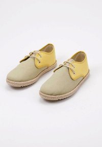 Krack Kids ADRIATIC - Zapatos con cordones - yellow
