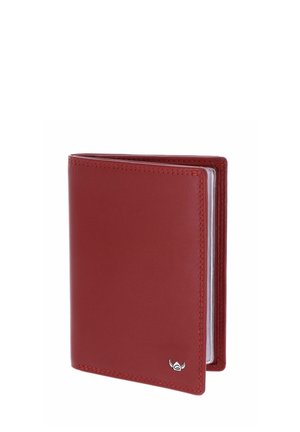Portefeuille en cuir rouge avec des compartiments blancs visibles pour cartes à l’intérieur et petit logo argenté ailé en bas à droite.