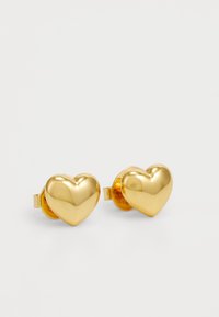 Orecchini a forma di cuore in oro con una finitura liscia e lucida e chiusura a perno. Ogni orecchino presenta un design simmetrico e arrotondato.