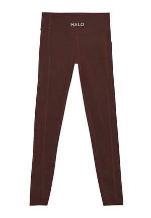 Mørkerøde leggings med høj talje, der har sidelommer og kontrasterende syninger. Mærket "HALO" er vist på taljen.