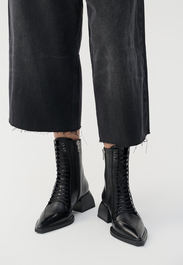 VIVIAN - Lace-up ankle boots2