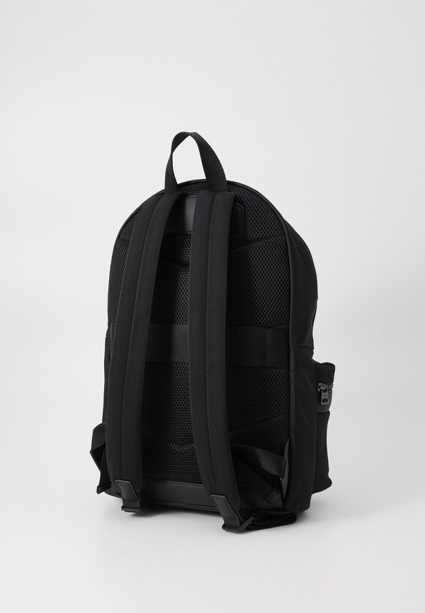 QUANTIC BACKPACK - Rucksack2