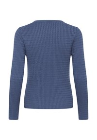 Blå langærmet sweater med et tekstureret, ribbet design. Har en rund halsudskæring og en tætsiddende pasform. Blødt stof med et ensartet mønster hele vejen igennem.