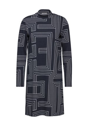 Marineblaues Kleid mit langen Ärmeln, hohem Ausschnitt, das ein geometrisches Muster aus weißen Linien aufweist. Hergestellt aus weichem Material, mittellanges Design.