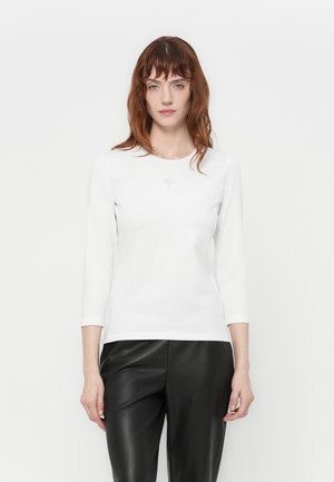 T-shirts - white