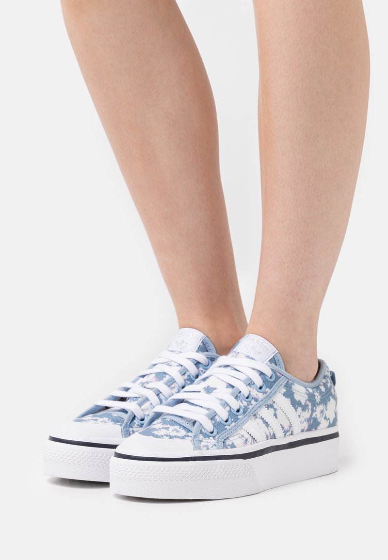 Adidas Originals NIZZA PLATFORM Trainers White ambient Sky legend 
