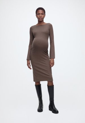 MAMA BELL SLEEVES VARIGATED RIB FITTED DRESS - Denné šaty - chocolate melange
