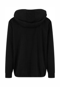 Sudadera con capucha negra, de mangas largas, con un corte relajado y una textura suave. Presenta un dobladillo y puños discretos sin marcas visibles.