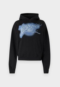 Hoodie cropped preto com um design gráfico azul na frente, com capuz e bolso canguru. Tecido suave com punhos canelados.