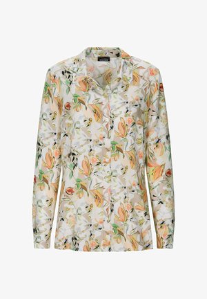 Langärmliges Hemd mit Knöpfen und Kragen, versehen mit einem sanften floralen Muster in pastellfarbenen Tönen von Orange, Grün und Beige auf weißem Hintergrund.