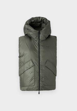 Könnyű, steppelt szürkészöld mellény kapucnival, elöl cipzárral és két nagy, ferde zsebbel. Strukturált anyag sima felülettel.