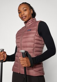 Patagonia SWEATER VEST - Liemenė - dulse mauve