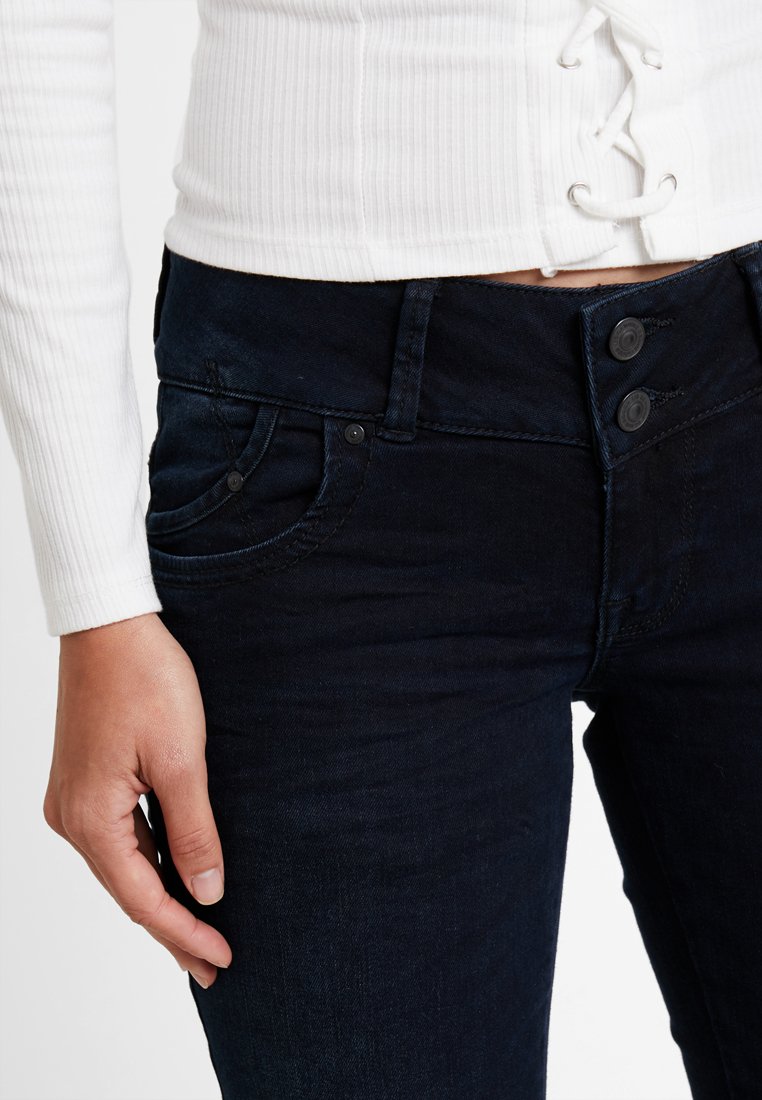 molly going out jeans