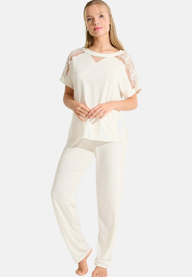 Lisca SET - Pyjama - ivoire