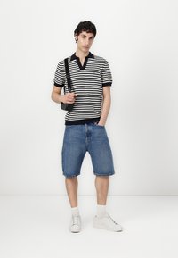 Tommy Hilfiger Polo shirt - desert sky/ivory petal