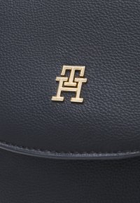 Tommy Hilfiger STAPLE BACKPACK - Ryggsekk - space blue