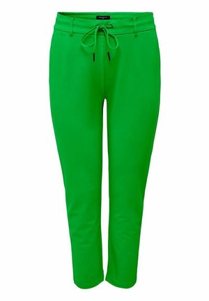 Groene slim-fit broek met frontale trekkoordsluiting en riemlussen, gemaakt van gladde stof, getoond op een witte achtergrond.