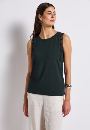 MIT HÄKELDETAILS - Top - grün