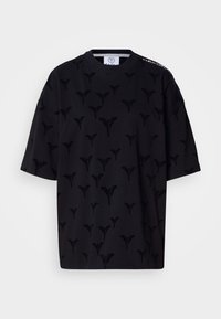 Επιλέχθηκε, black