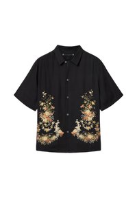 Μαύρο πουκάμισο κοντομάνικο με κουμπιά, με μυτερό γιακά και συμμετρικά λουλουδένια σχέδια σε μπεζ, πορτοκαλί και λευκό κοντά στο τελείωμα.