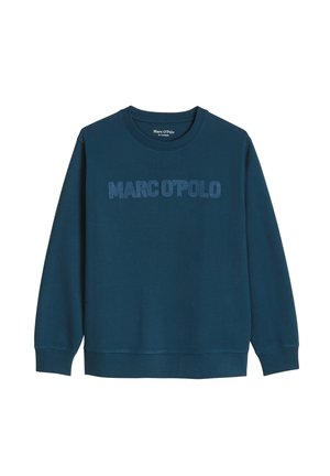 Donker turquoise crewneck sweater met geribde boorden en zoom, met de tekst "MARC O'POLO" over de borst in bijpassende turquoise kleur.